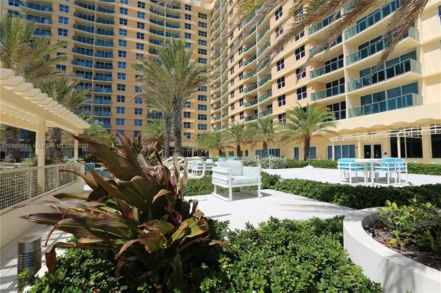 $3,000 | 2501 South Ocean Drive, Unit 1224, Hollywood, FL 33019