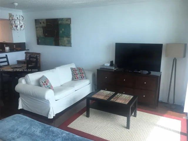 $3,000 | 2501 South Ocean Drive, Unit 1224, Hollywood, FL 33019