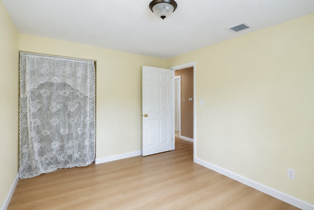 5 Elsie Road Brockton, MA 02302 - Photo 16 of 19