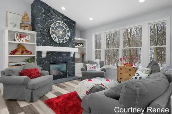 $655,000 | 4706 Sundial Drive Northeast, Grand Rapids, MI 49525