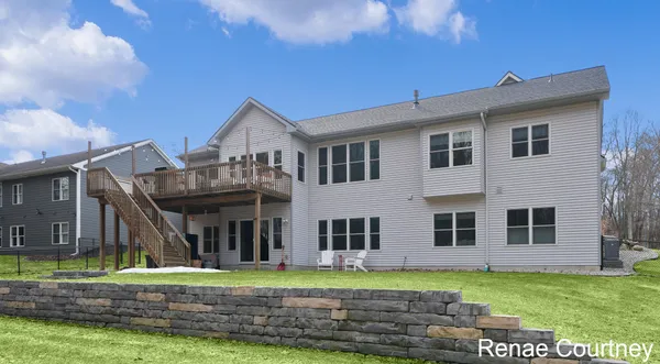 $655,000 | 4706 Sundial Drive Northeast, Grand Rapids, MI 49525