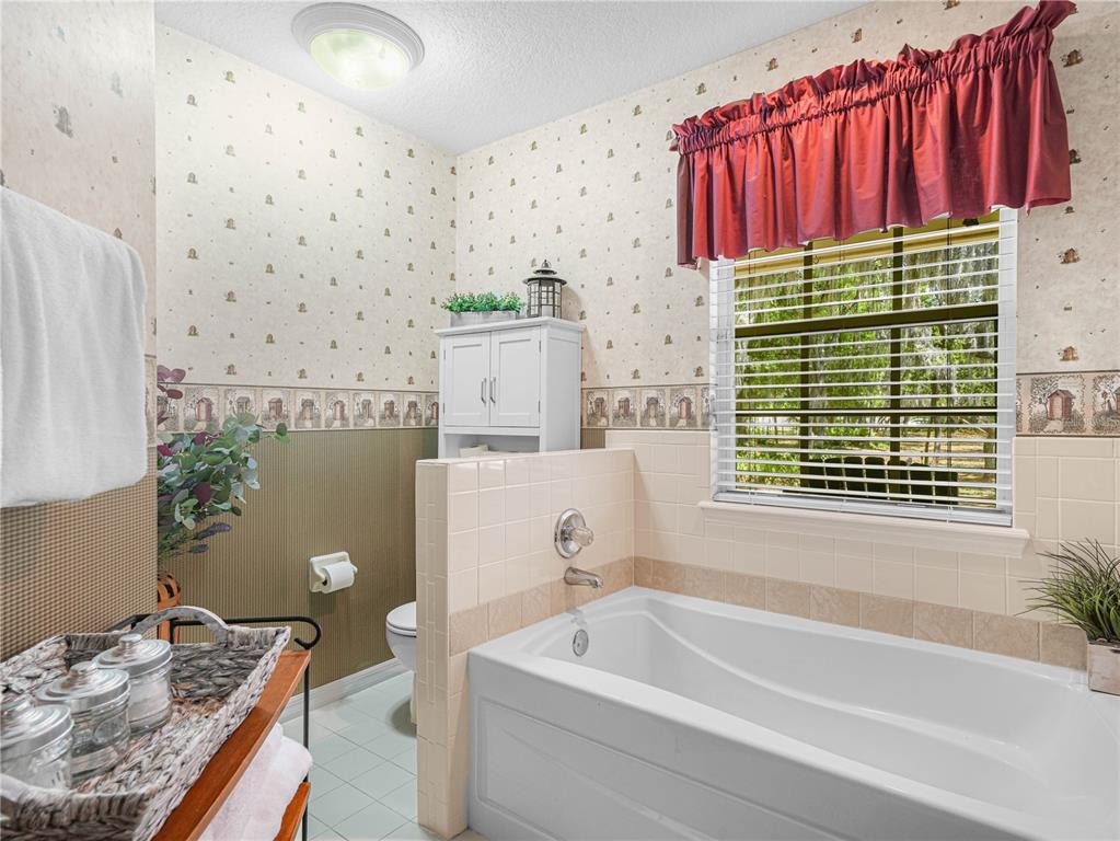23 Oakwood Road Winter Haven, FL 33880 - Photo 19 of 54