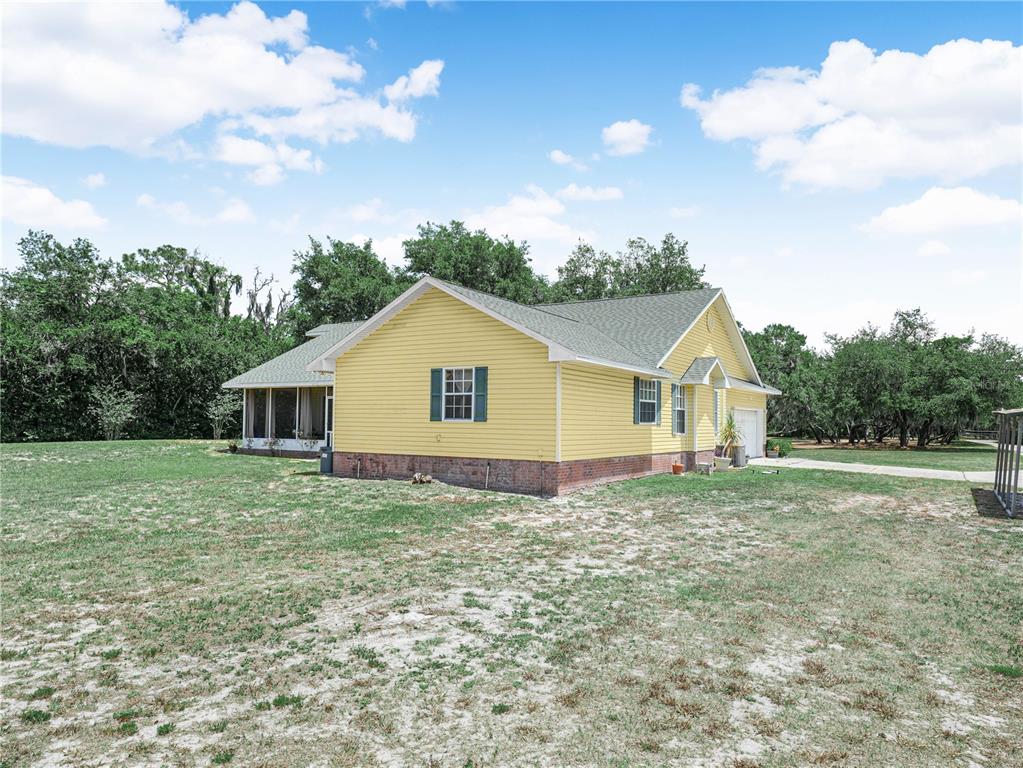 23 Oakwood Road Winter Haven, FL 33880 - Photo 34 of 54