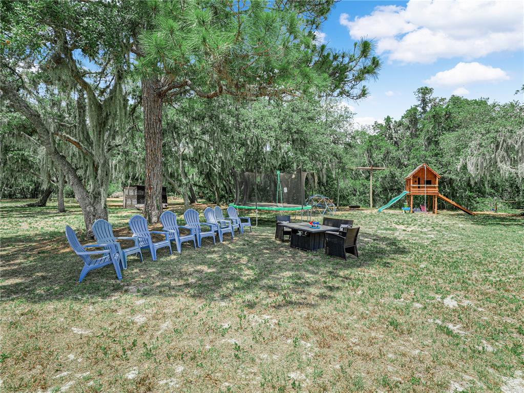 23 Oakwood Road Winter Haven, FL 33880 - Photo 4 of 54