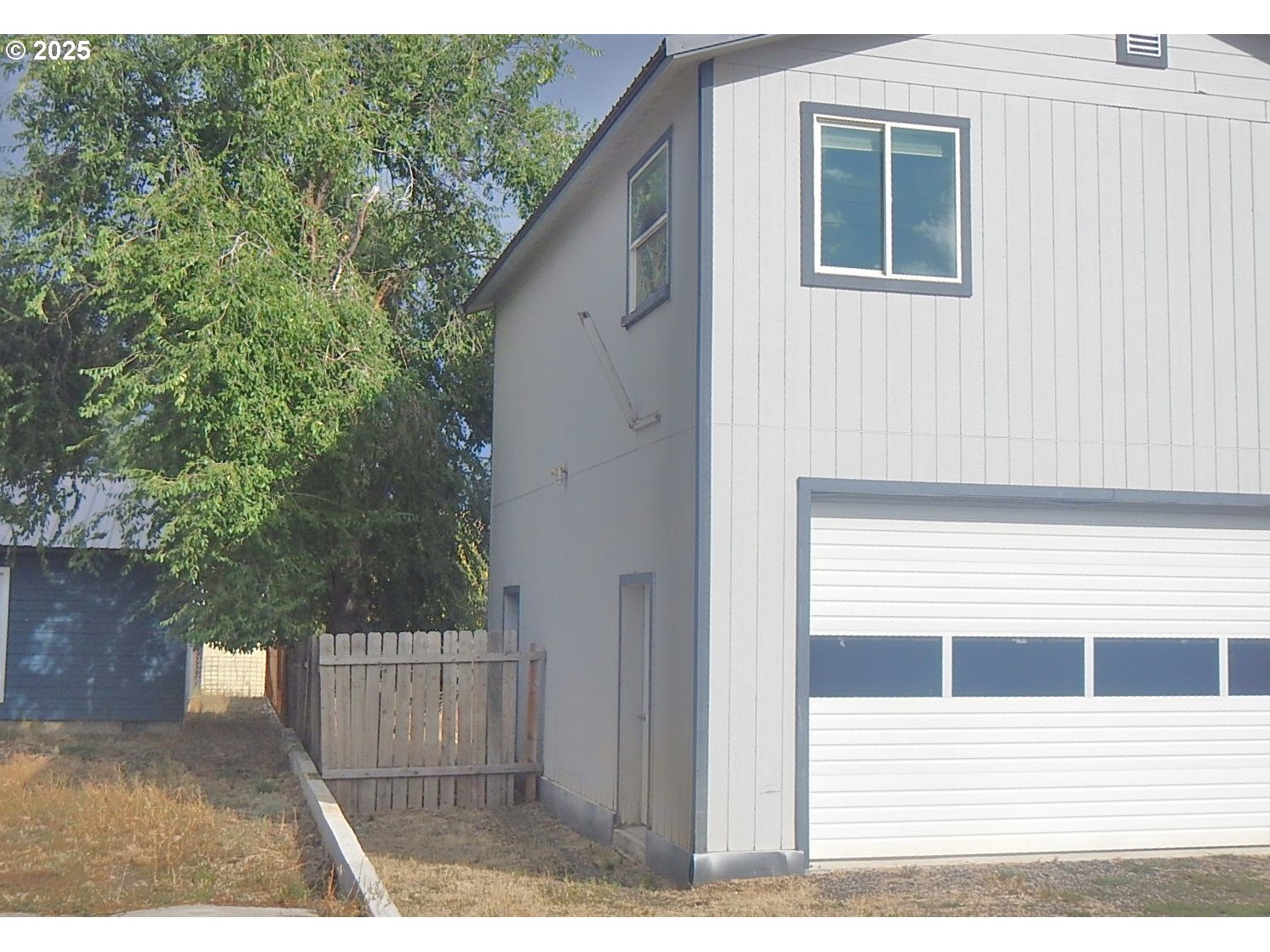 265 North 14th Avenue Elgin, OR 97827 - Photo 2 of 34