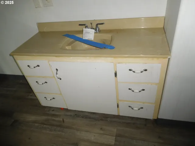 a view of empty room