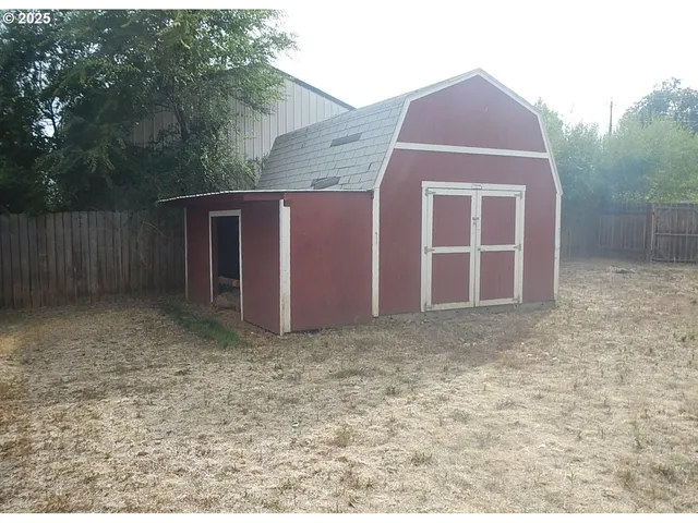 a backyard of a house