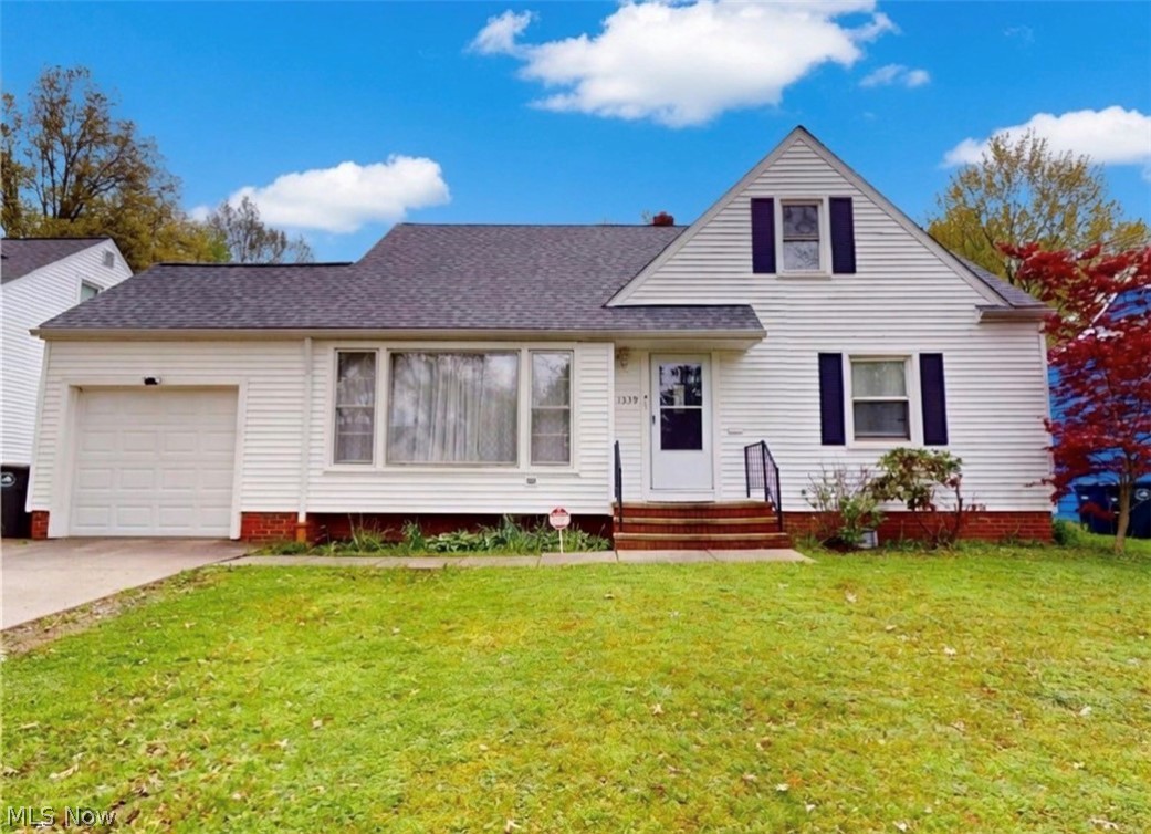 1339 Haverston Road Lyndhurst, OH 44124 - Photo 1 of 44 Gallery Image 1