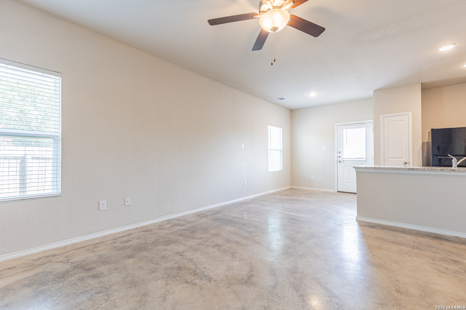 8723 Key Windy Way, Unit 1 Converse, TX 78109 - Photo 6 of 30
