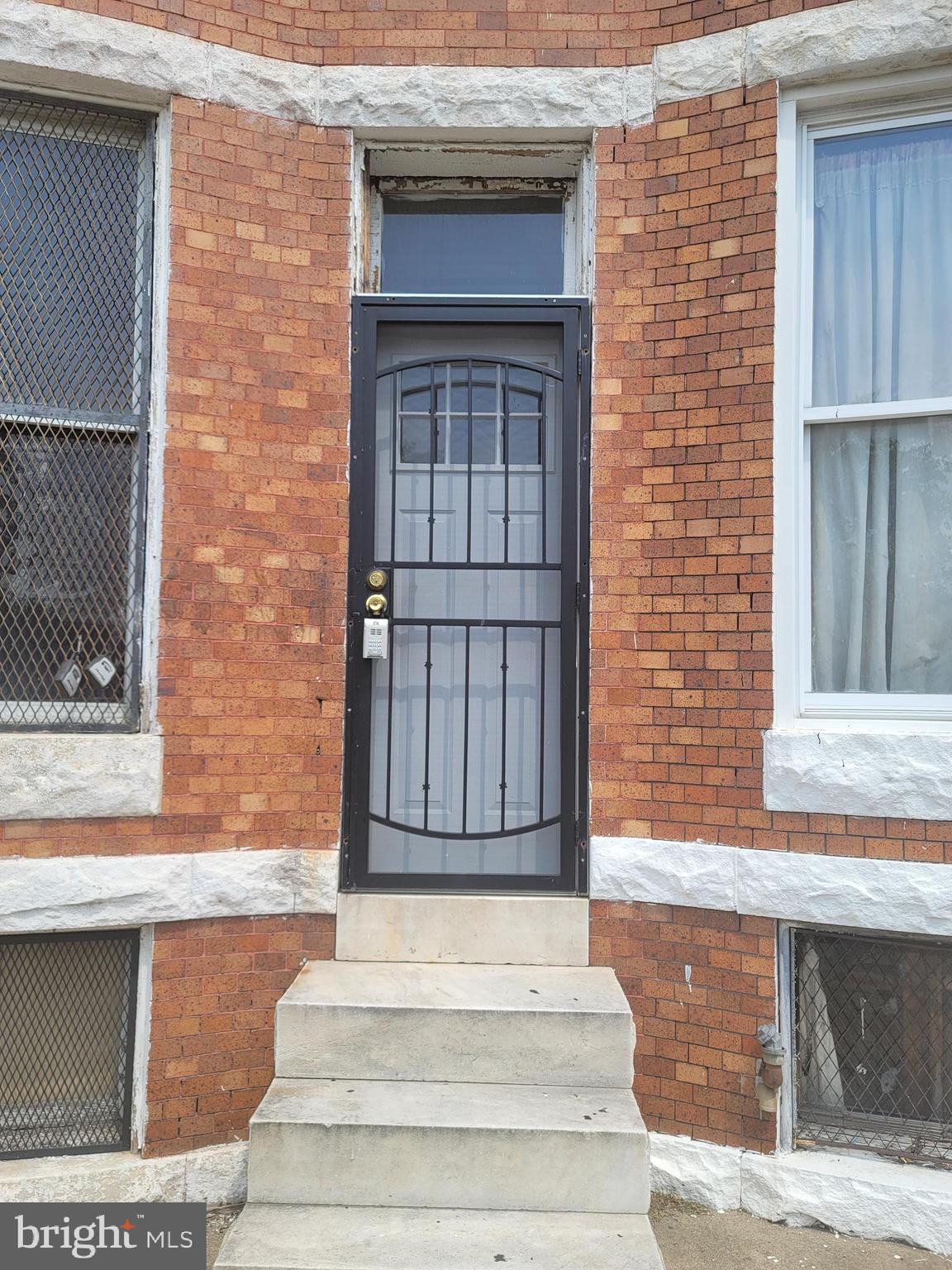 323 North Payson Street Baltimore, MD 21223 - Photo 1 of 16