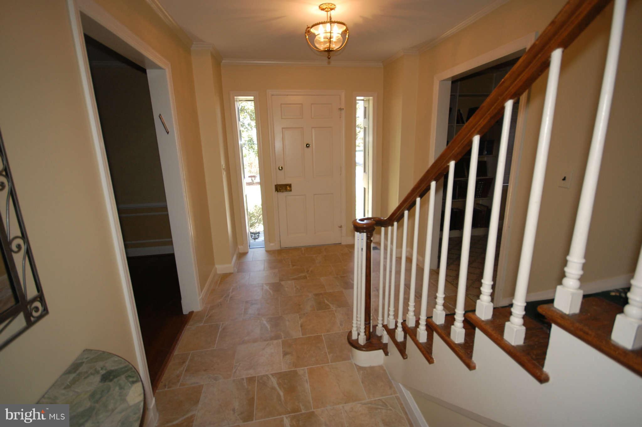 7802 Crossland Road Pikesville, MD 21208 - Photo 2 of 30 Foyer