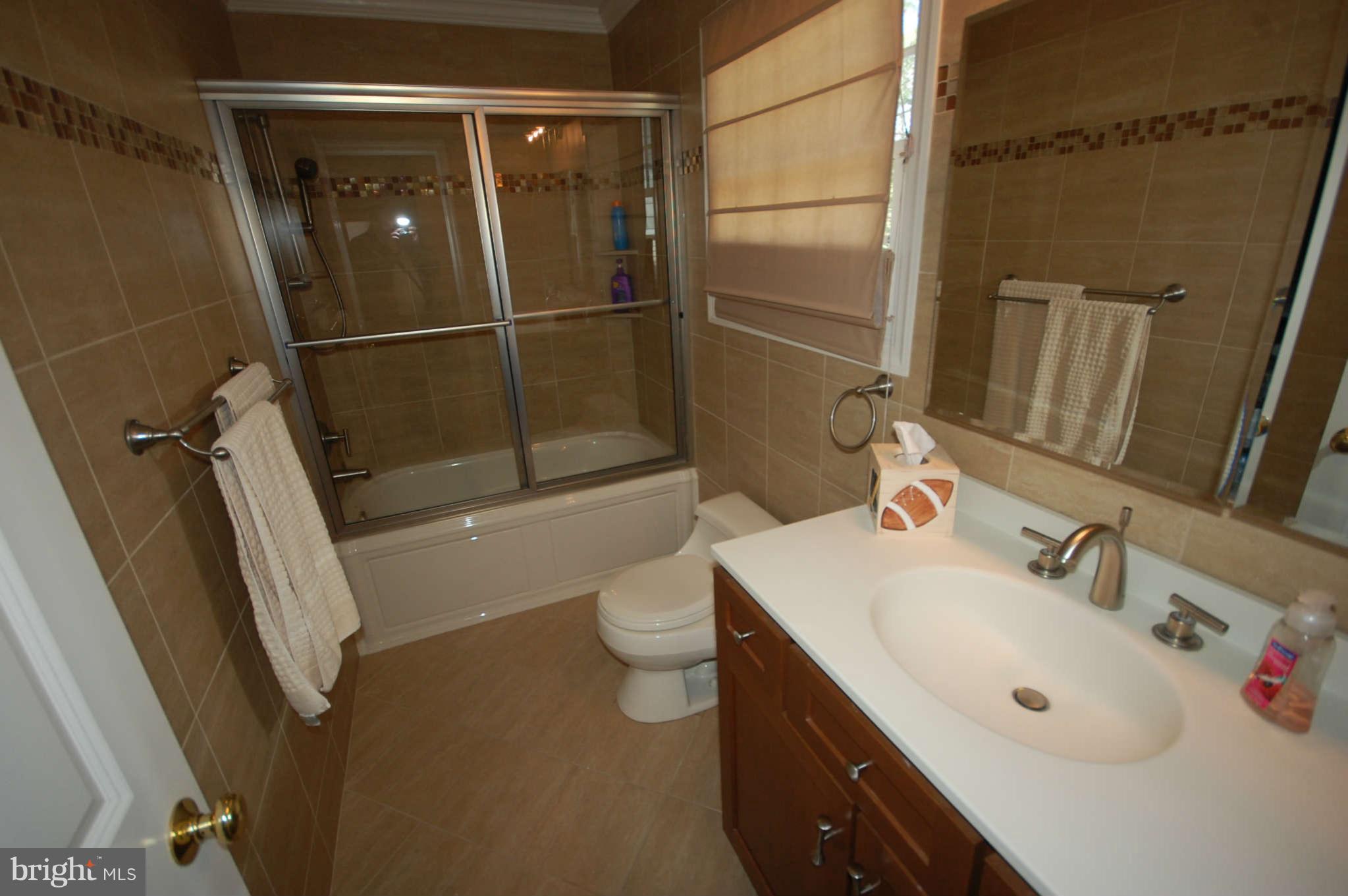7802 Crossland Road Pikesville, MD 21208 - Photo 24 of 30 Bath