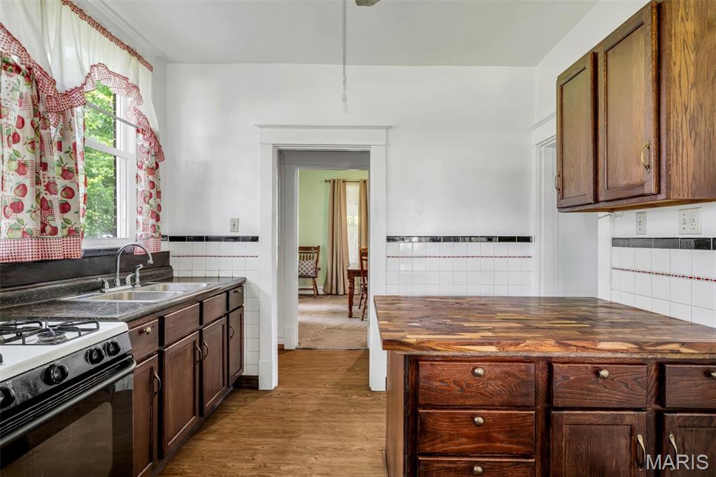 3728 Fee Fee Road Bridgeton, MO 63044 - Photo 11 of 38 Gallery Image 11