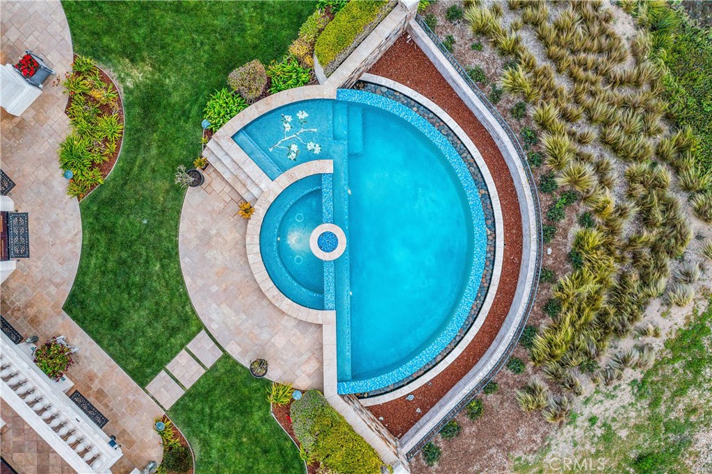 32040 Cape Point Drive Rancho Palos Verdes, CA 90275 - Photo 19 of 70