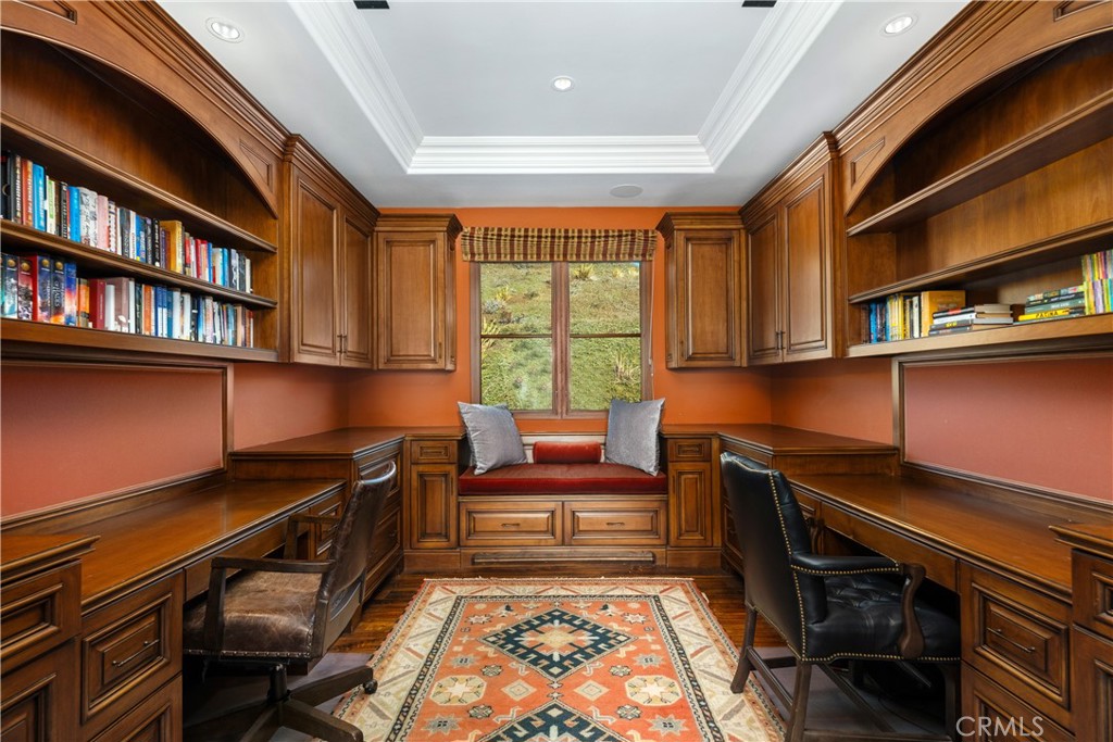 32040 Cape Point Drive Rancho Palos Verdes, CA 90275 - Photo 49 of 70 a reading room with furniture and a book shelf