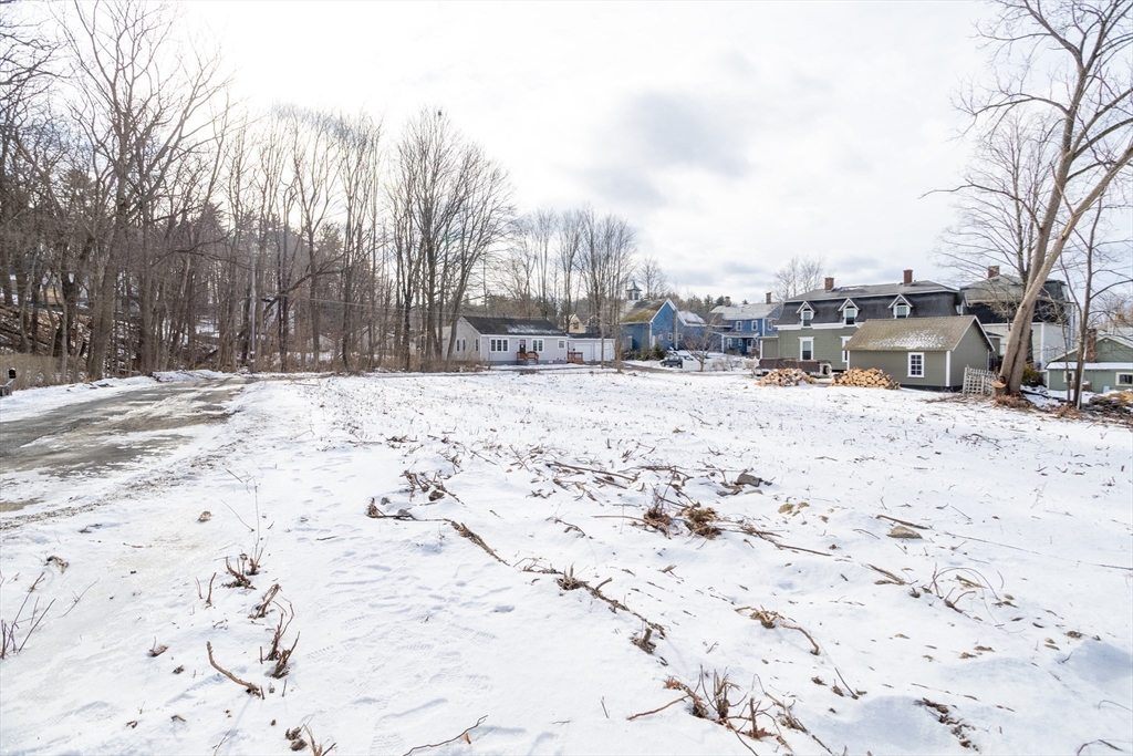 46 Auburn Place Athol, MA 01331 - Photo 12 of 16