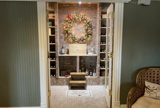 $975,000 | 5525 Portage Road, Madison, WI 53704