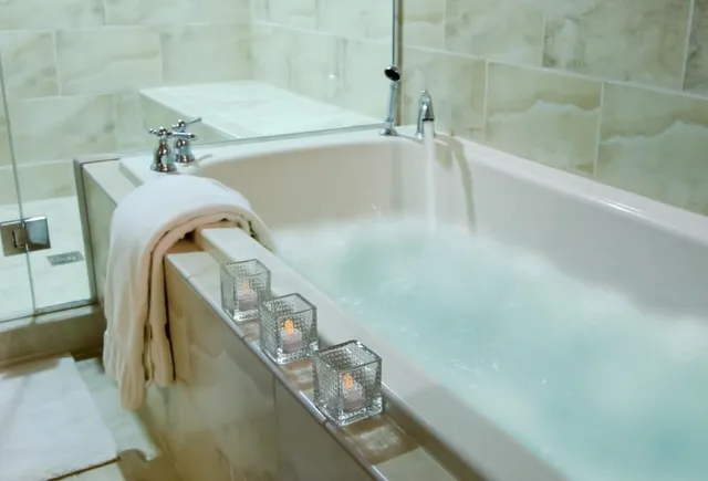 $975,000 | 5525 Portage Road, Madison, WI 53704