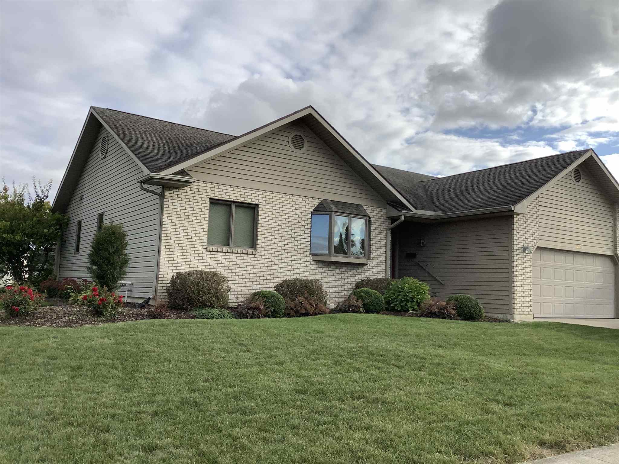1210 Highview Court Decatur, IN 46733 - Photo 2 of 34