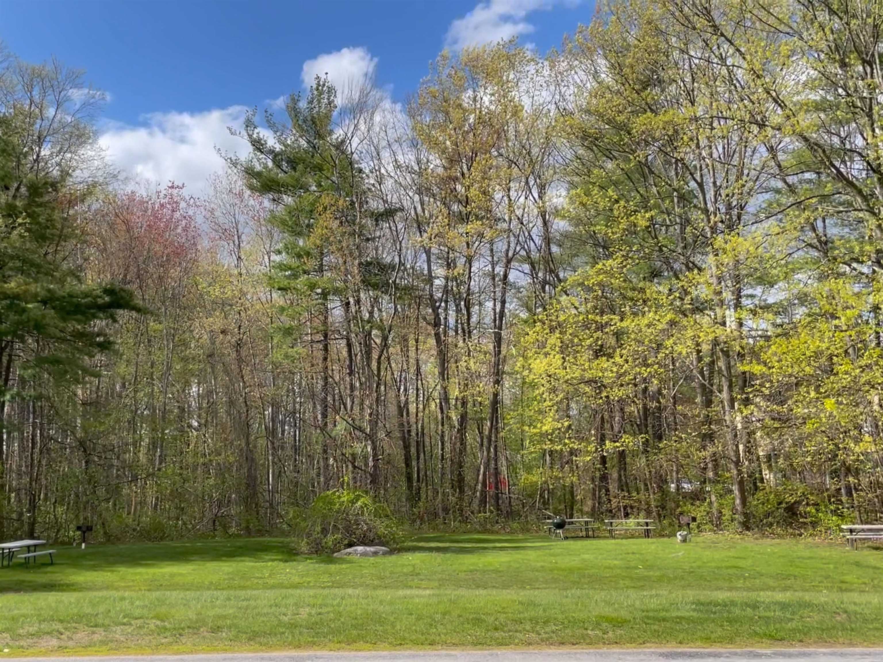 385 Huse Road, Unit 25 Manchester, NH 03103 - Photo 36 of 40