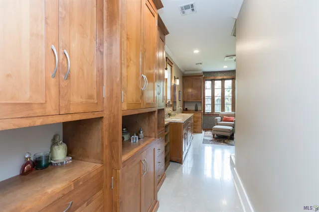 $1,075,000 | 6161 Moss Lane, Baton Rouge, LA 70808