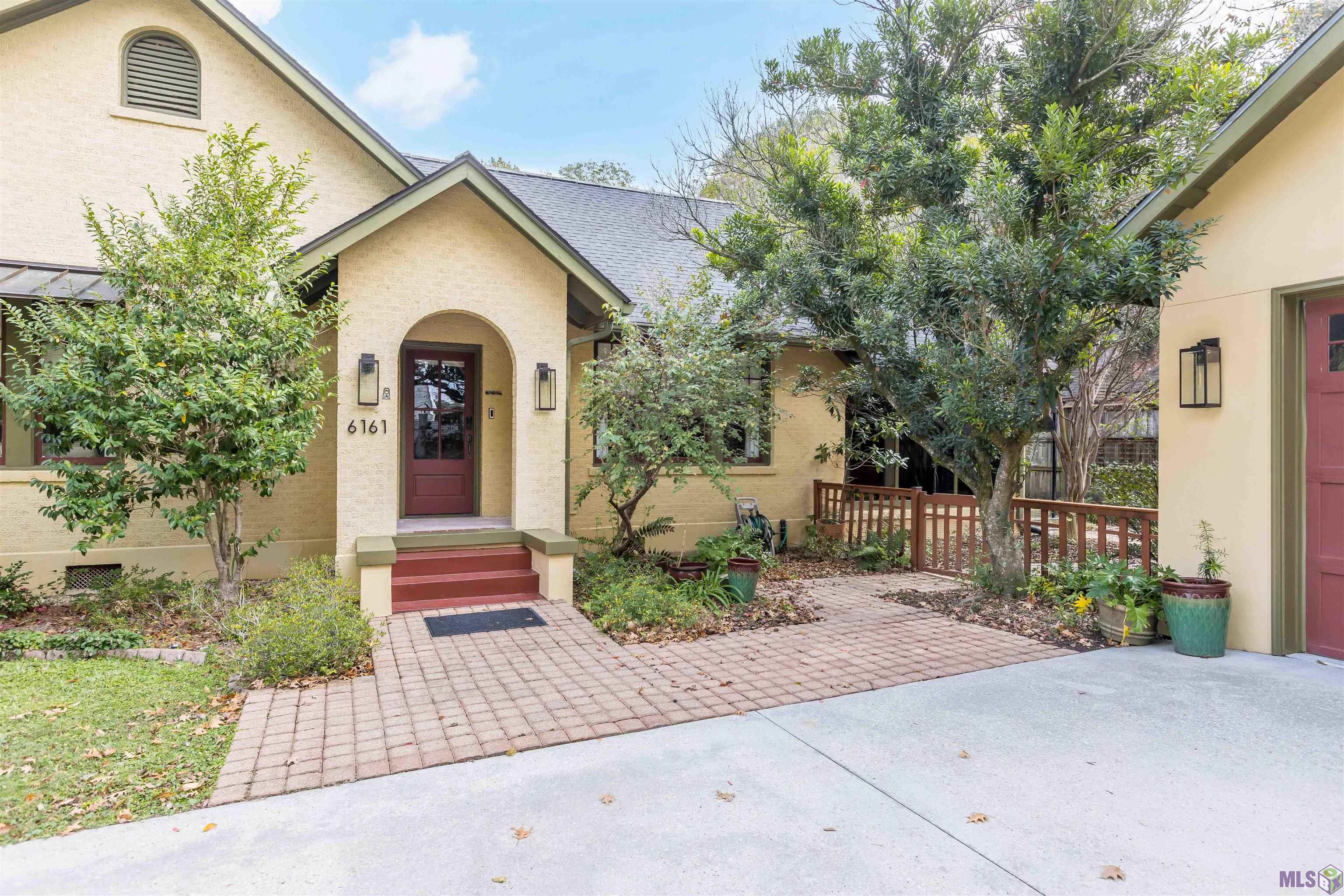 6161 Moss Lane Baton Rouge, LA 70808 - Photo 2 of 50