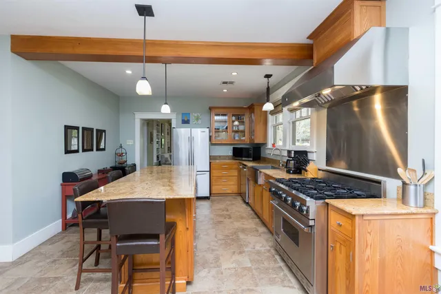 $1,075,000 | 6161 Moss Lane, Baton Rouge, LA 70808