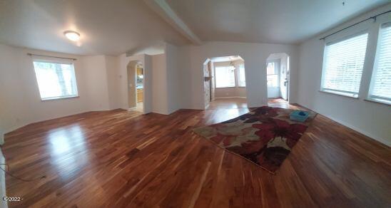 305 Seagrove Loop Lincoln City, OR 97367 - Photo 11 of 20 Living Room