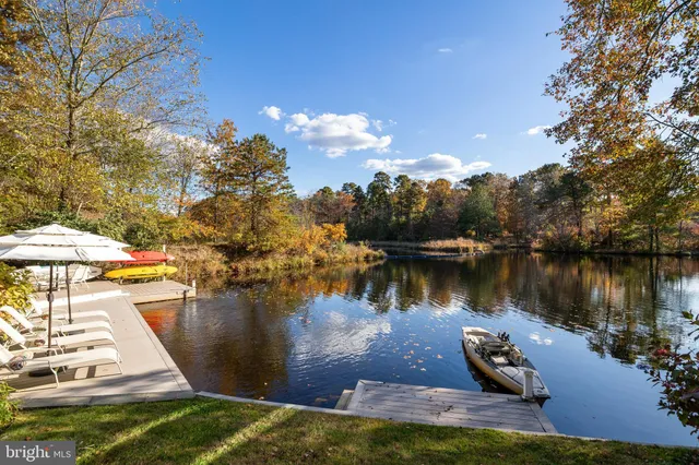 $1,595,000 | 286 Chippewa Trail, Medford Lakes, NJ 08055