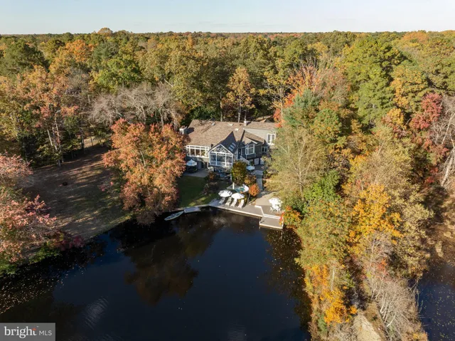 $1,595,000 | 286 Chippewa Trail, Medford Lakes, NJ 08055