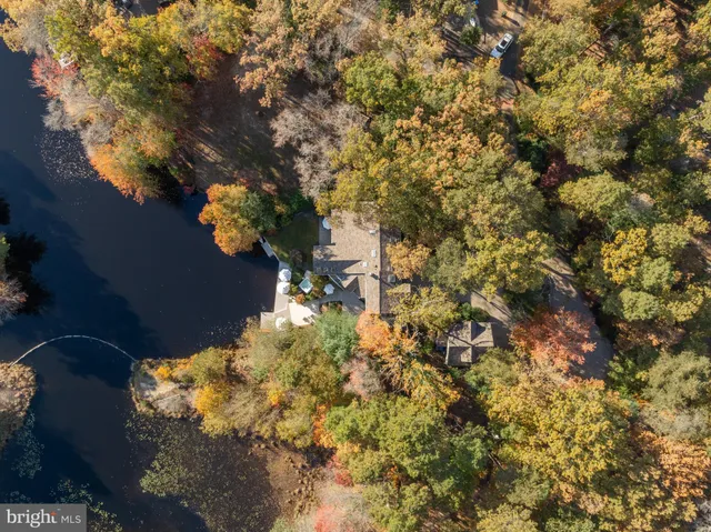 $1,595,000 | 286 Chippewa Trail, Medford Lakes, NJ 08055