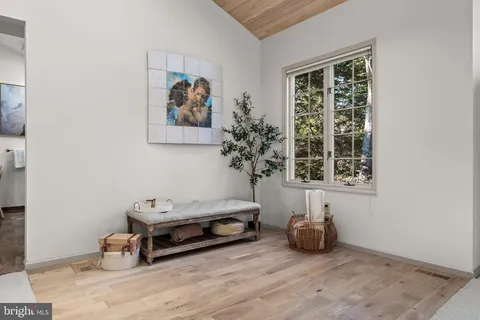 $1,595,000 | 286 Chippewa Trail, Medford Lakes, NJ 08055