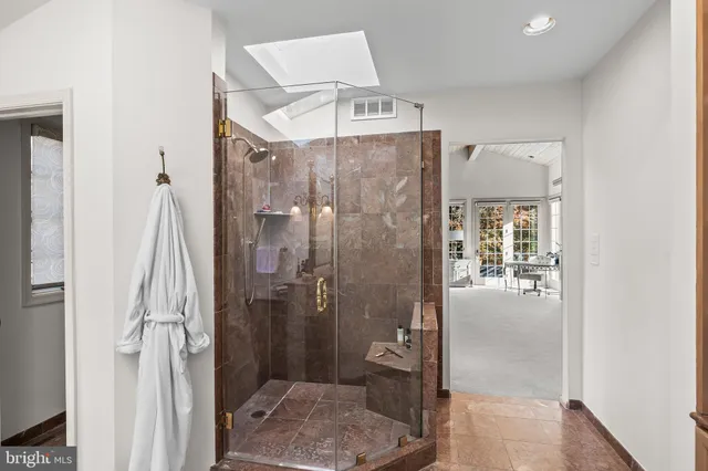 $1,595,000 | 286 Chippewa Trail, Medford Lakes, NJ 08055