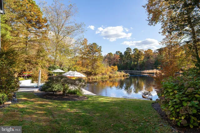 $1,595,000 | 286 Chippewa Trail, Medford Lakes, NJ 08055