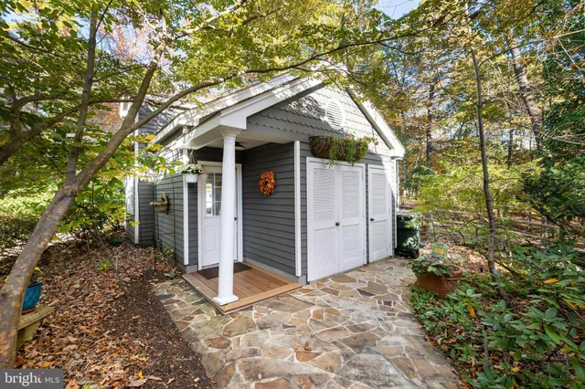 $1,595,000 | 286 Chippewa Trail, Medford Lakes, NJ 08055