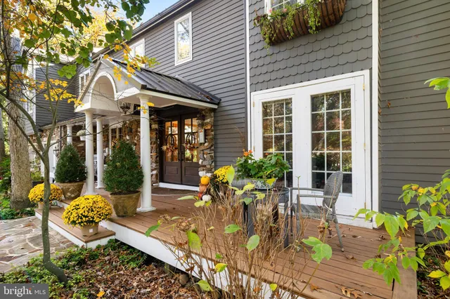 $1,595,000 | 286 Chippewa Trail, Medford Lakes, NJ 08055