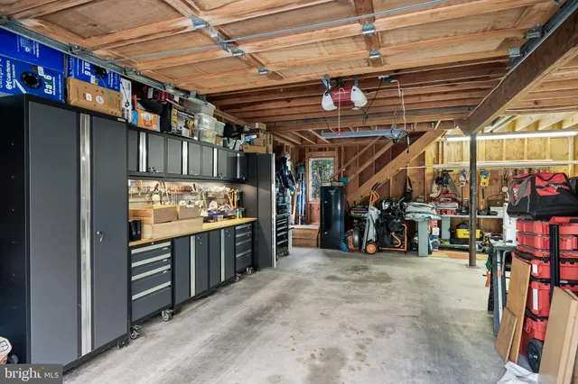 $1,595,000 | 286 Chippewa Trail, Medford Lakes, NJ 08055