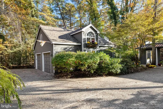 $1,595,000 | 286 Chippewa Trail, Medford Lakes, NJ 08055