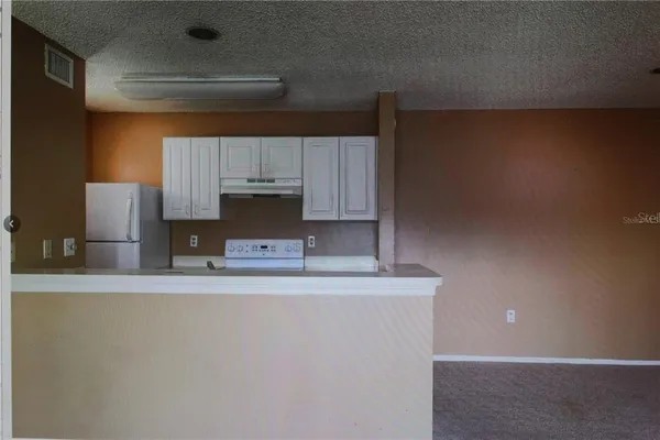 $1,295 | 4107 Chatham Oak Court, Unit 307, Tampa, FL 33624