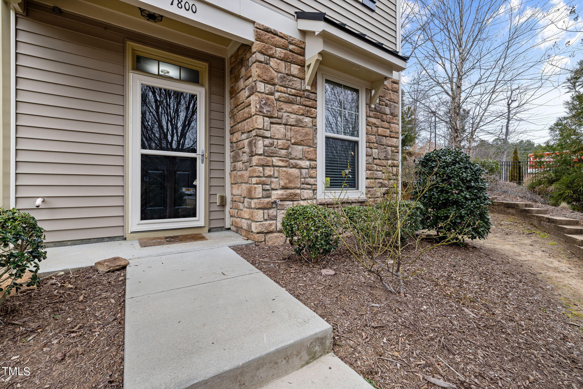 7800 Allscott Way Raleigh, NC 27612 - Photo 2 of 29 5-web-or-mls-7K5A8137
