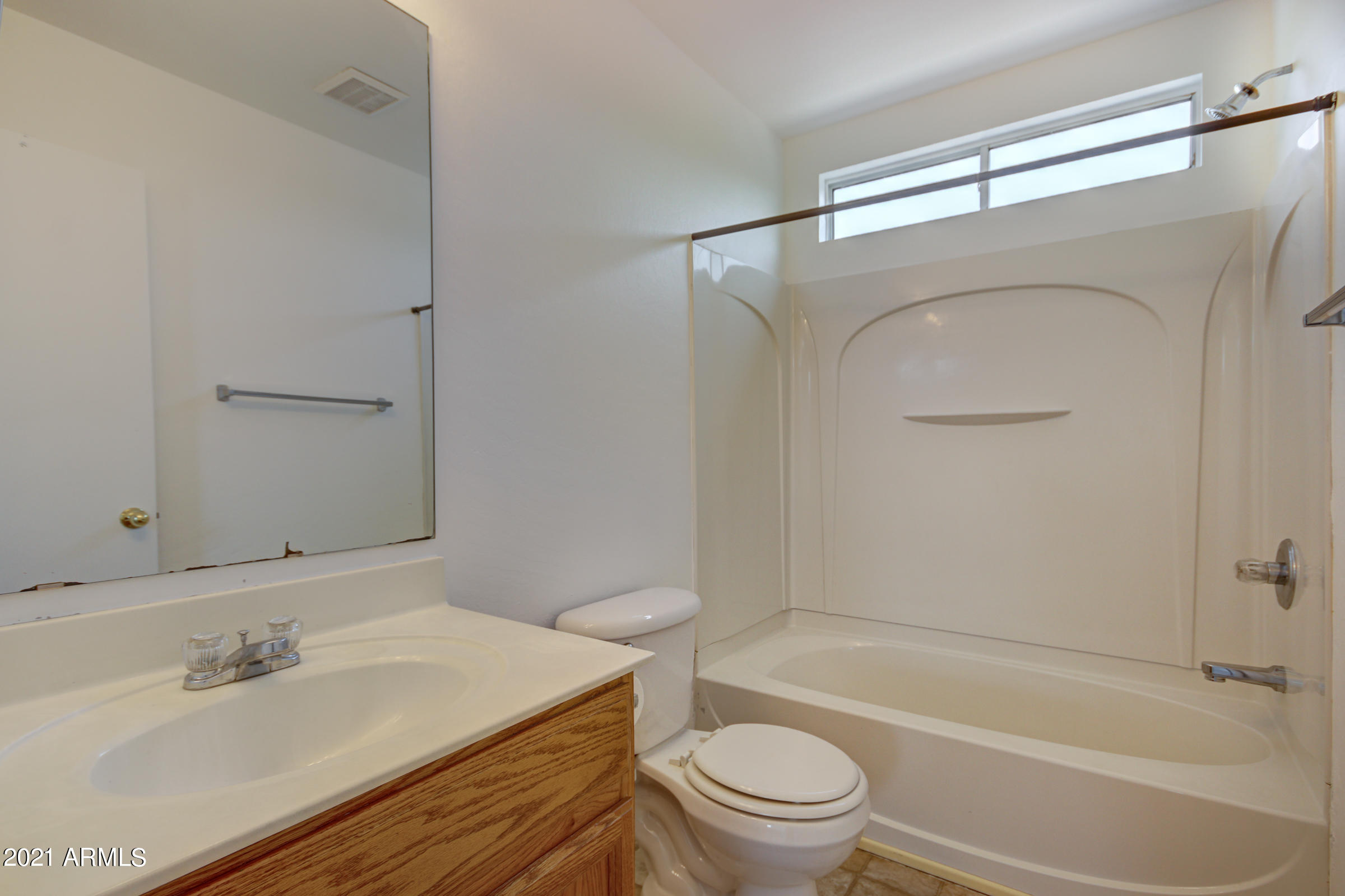 4238 West Carter Road Phoenix, AZ 85041 - Photo 20 of 25 Guest Bathroom