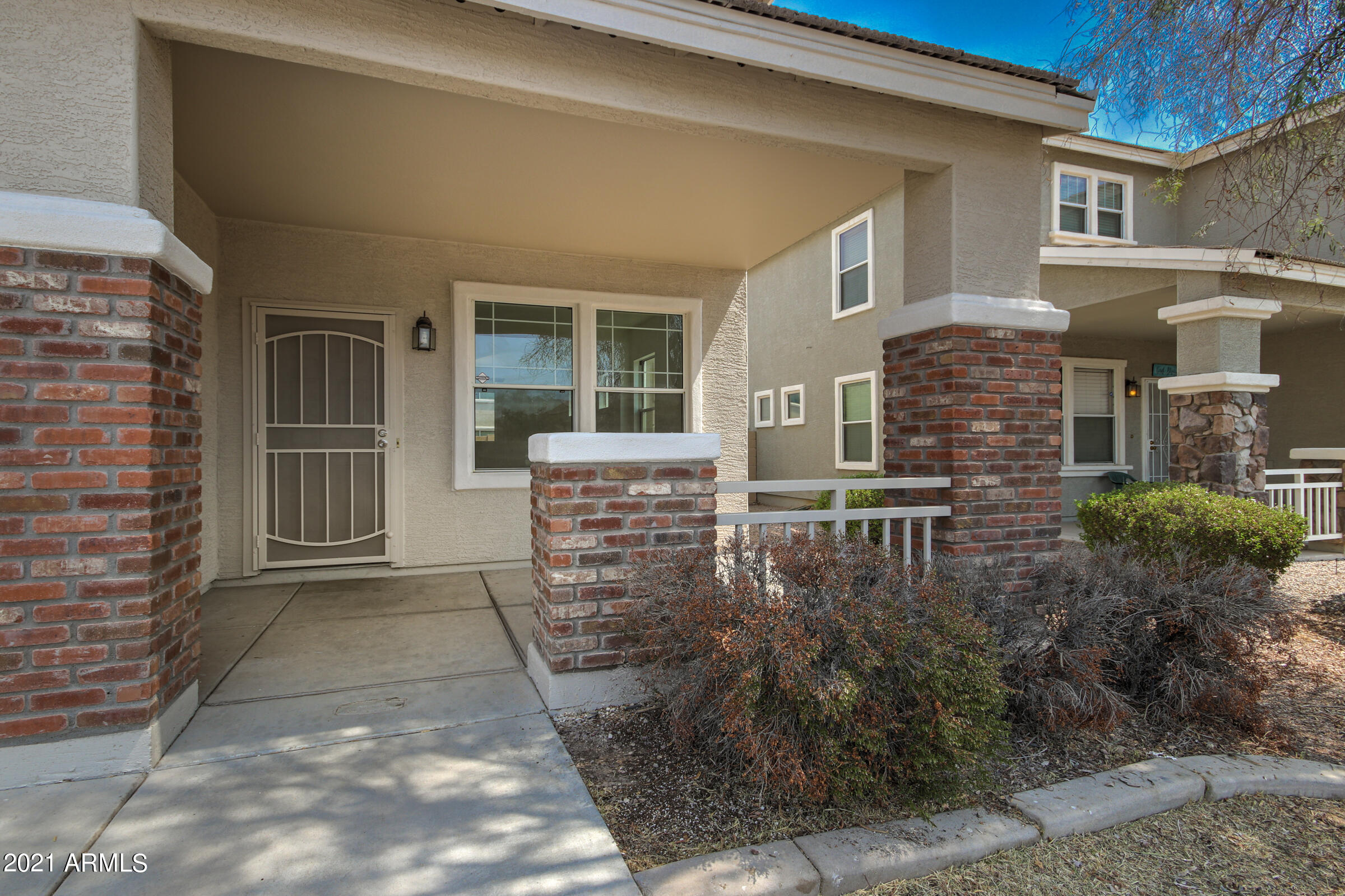 4238 West Carter Road Phoenix, AZ 85041 - Photo 3 of 25 4238 W Carter Rd-5