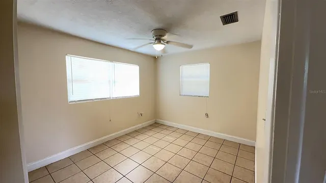 $1,475 | 2121 Northwest 55th Street, Gainesville, FL 32605