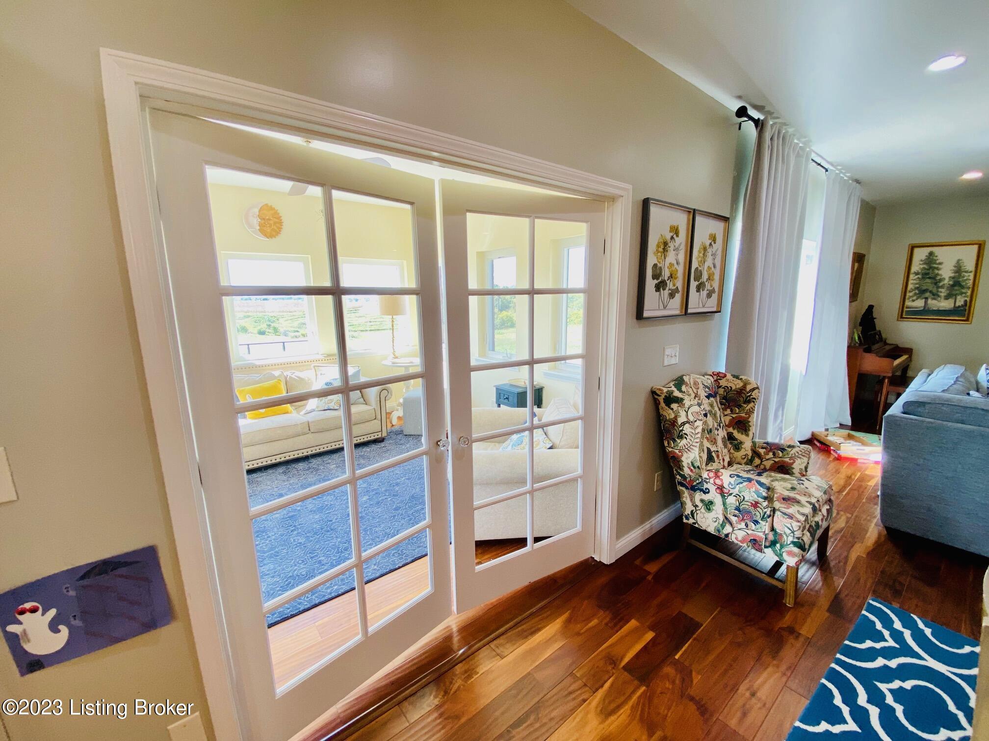 2309 Booker Road Springfield, KY 40069 - Photo 13 of 53 sun room 1