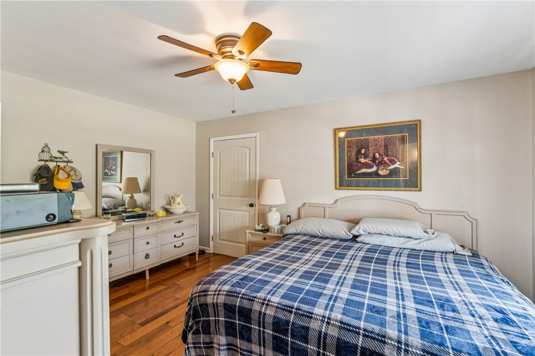189 Little Choestoea Road Westminster, SC 29693 - Photo 14 of 38 This spacious bedroom offers ample comfort and hardwood flooring.
