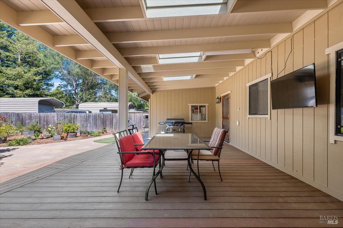 8030 Elphick Road Sebastopol, CA 95472 - Photo 30 of 36