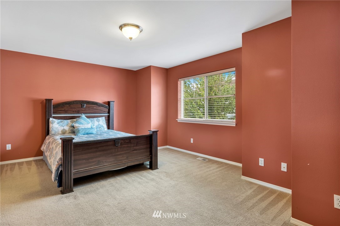 1727 Southeast 30th Place Renton, WA 98055 - Photo 19 of 24 Gallery Image 19