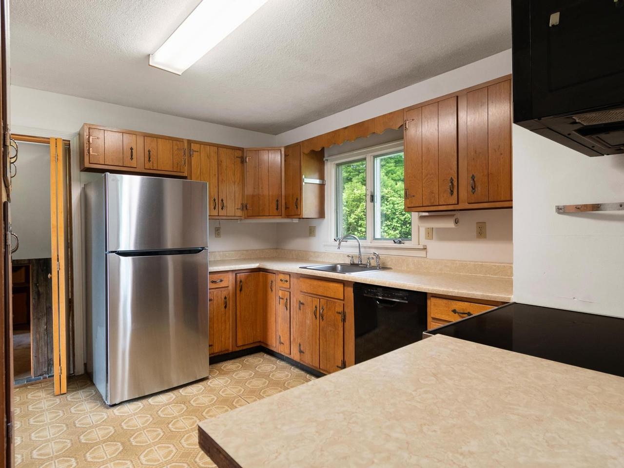 459 Carpenter Road Charlotte, VT 05445 - Photo 11 of 60