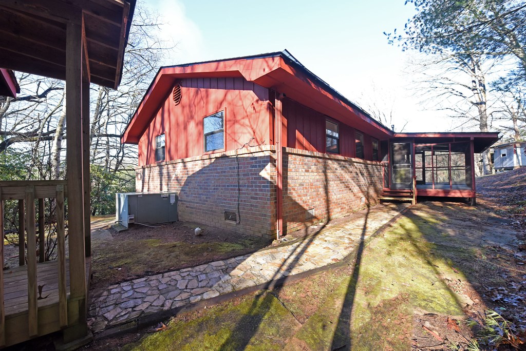 1316 Bugscuffle Road Hiawassee, GA 30546 - Photo 31 of 40 Gallery Image 31