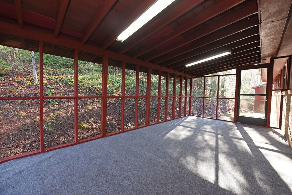 1316 Bugscuffle Road Hiawassee, GA 30546 - Photo 34 of 40 Gallery Image 34